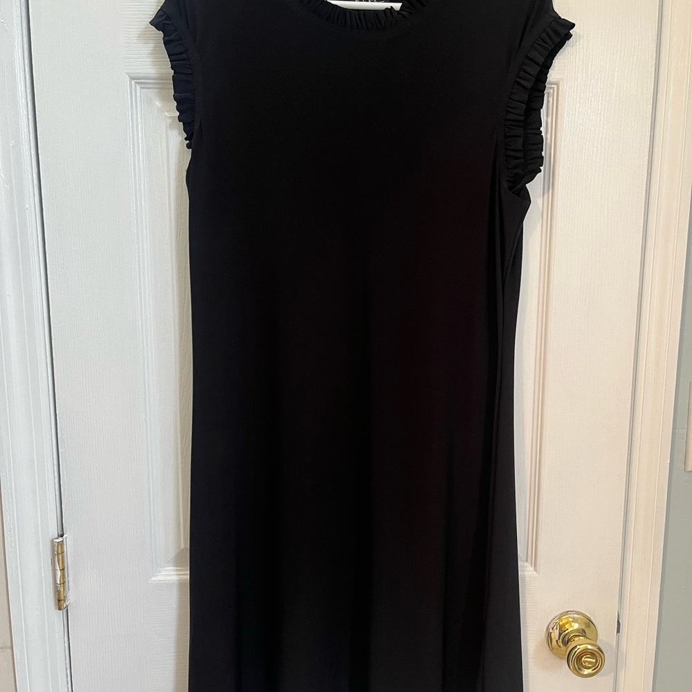 Elegant Black Sleeveless Dress *NEVER WORN*